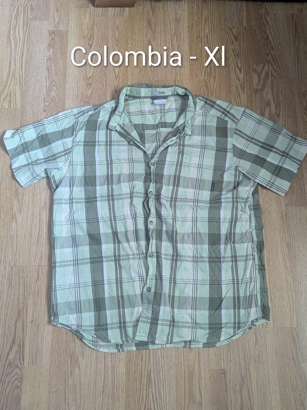 Casual Men's Short-Sleeve Plaid Shirt - Green